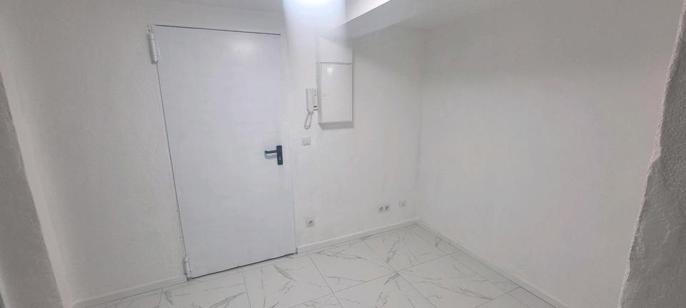 Etagenwohnung Bergisch Gladbach Gronau - 3 Zimmer, 60 m&sup2;, 820&euro; | Angebot:24218137