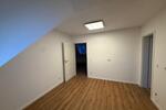 Dachgeschoßwohnung Wuppertal Gemarkung Langerfeld - 4 Zimmer, 100 m&sup2;, 850&euro; | Angebot:25921624