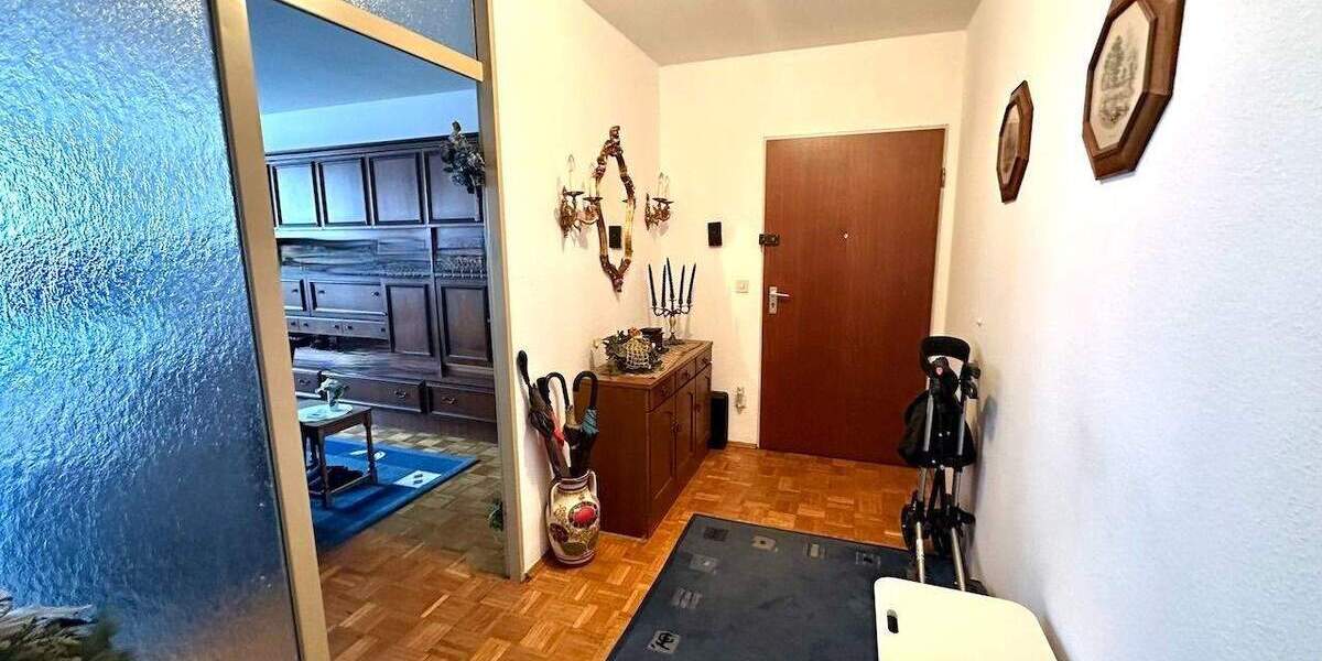 Etagenwohnung Köln Niehl - 2 Zimmer, 72 m&sup2;, 279.000&euro; | Angebot:25736812