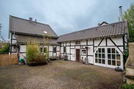 Haus Leichlingen - 6 Zimmer, 182 m&sup2;, 545.000&euro; | Angebot:19790979