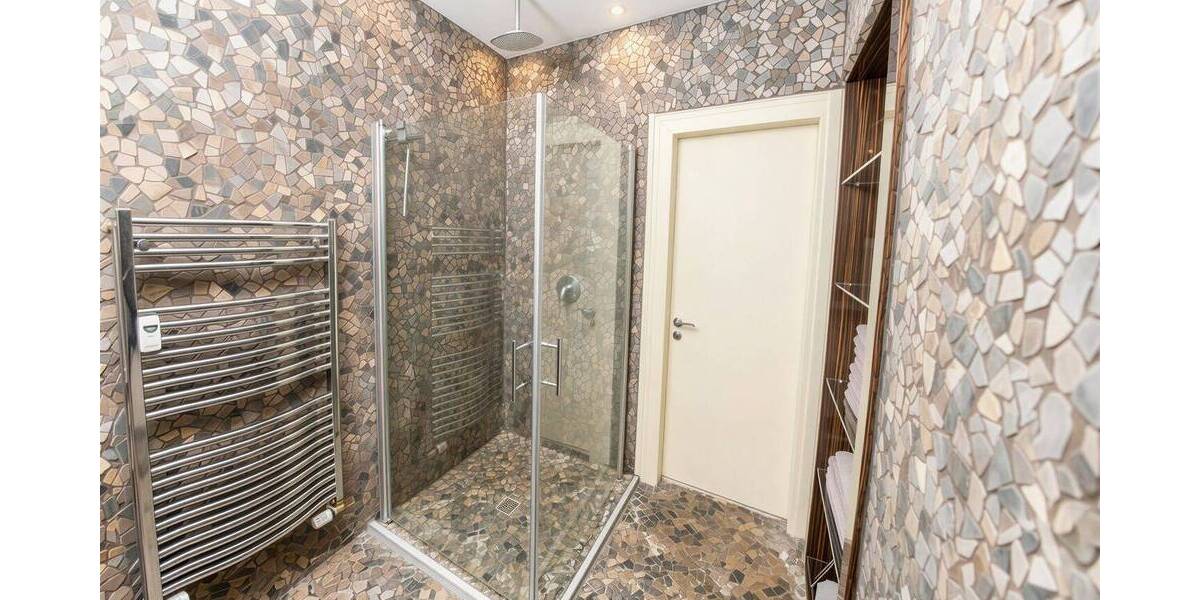 Einfamilienhaus Düsseldorf Golzheim - 2 Zimmer, 445.000&euro; | Angebot:26275912