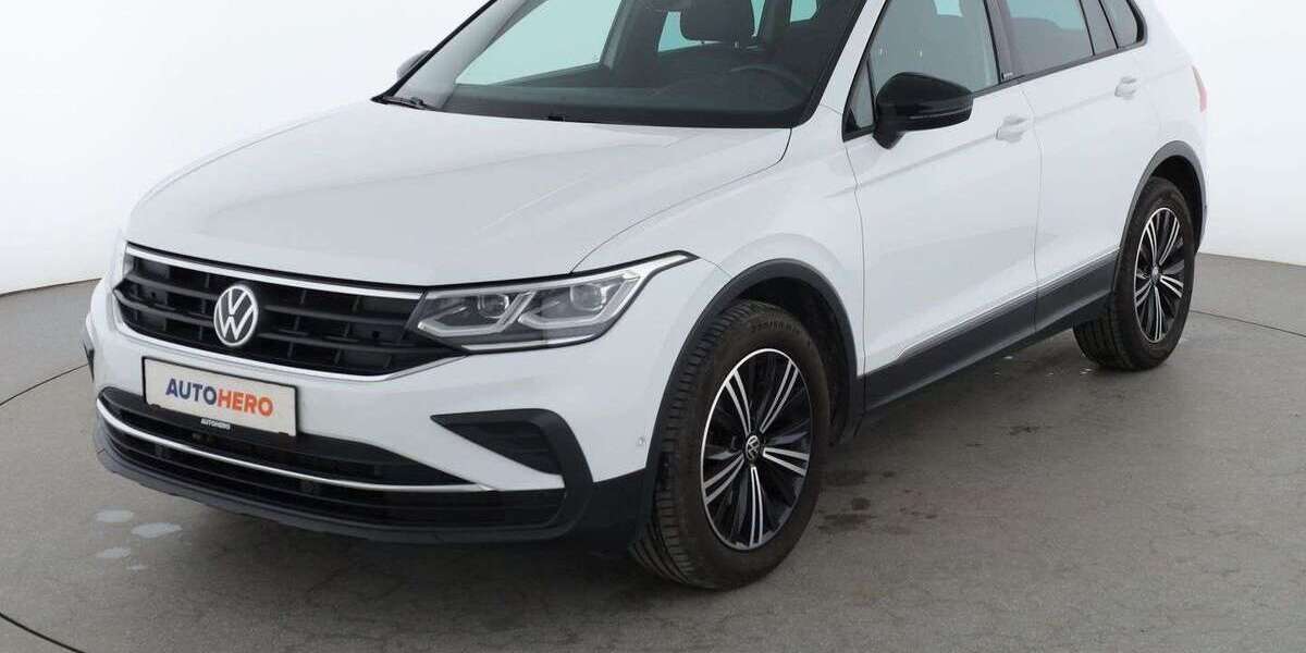 VW Tiguan 111.607 km 22.110 &euro; Köln 50739