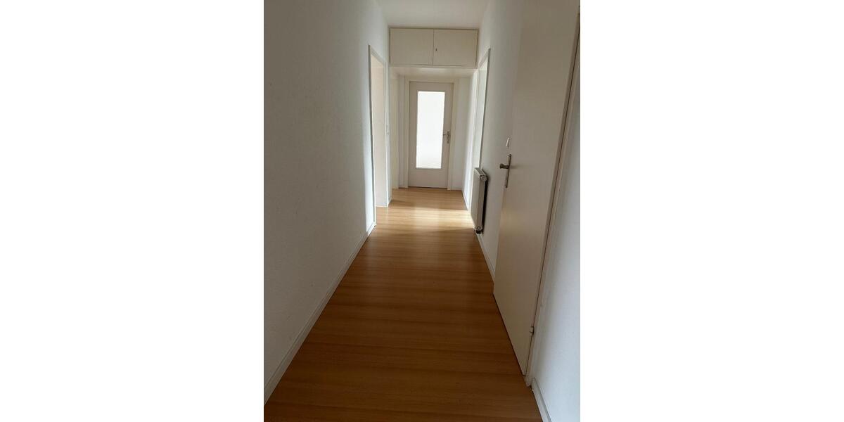 Etagenwohnung Köln Mülheim - 4 Zimmer, 83 m&sup2;, 1.150&euro; | Angebot:25840809