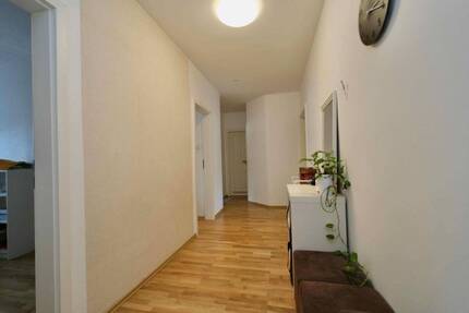 Wohnung Düsseldorf Wersten - 3 Zimmer, 70 m&sup2;, 249.000&euro; | Angebot:25685557