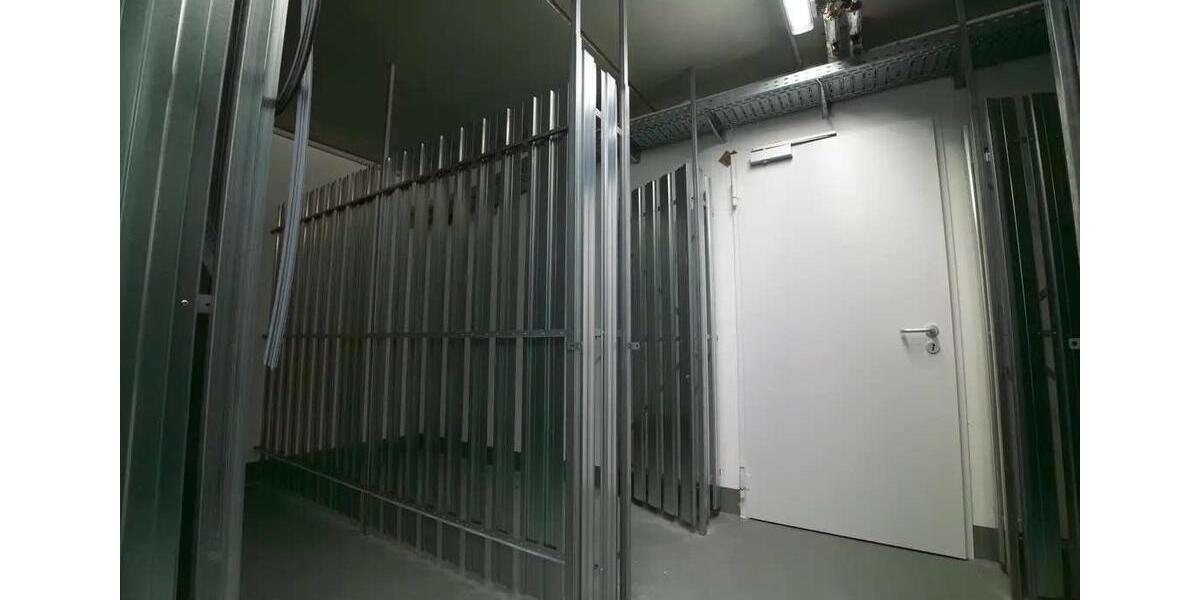 Etagenwohnung Köln Lindenthal - 1.5 Zimmer, 30 m&sup2;, 940&euro; | Angebot:24439023