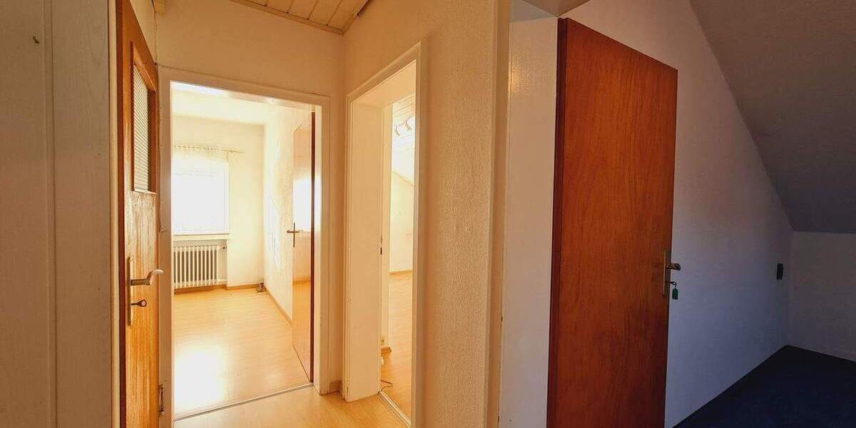 Einfamilienhaus Wermelskirchen Dabringhausen - 5 Zimmer, 136 m&sup2;, 410.000&euro; | Angebot:25800685
