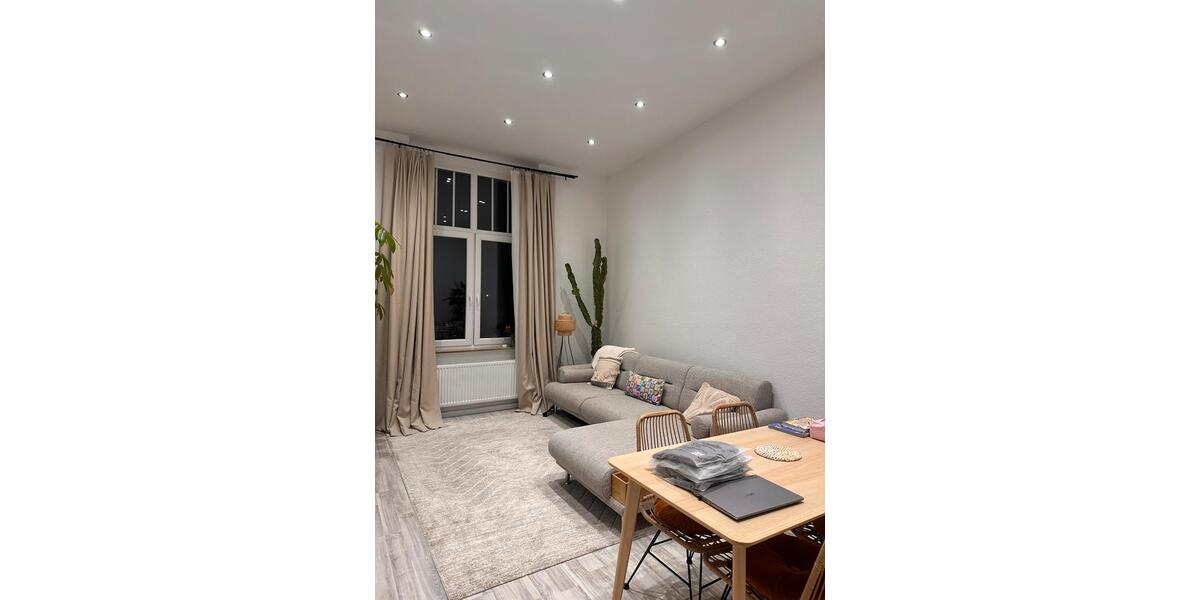 Etagenwohnung Köln Mülheim - 3 Zimmer, 76 m&sup2;, 1.400&euro; | Angebot:25905937