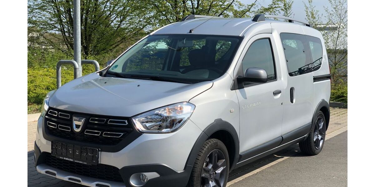 Dacia Dokker 54.000 km 13.499 &euro; Solingen 42655