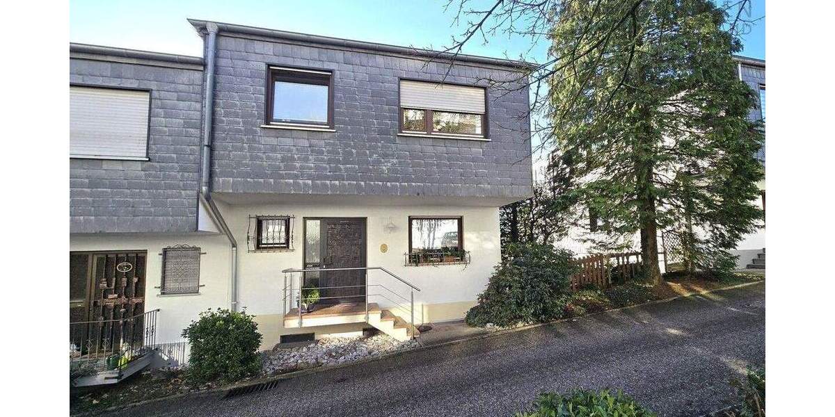 Reihenendhaus Hückeswagen Wiehagen - 5 Zimmer, 156 m&sup2;, 329.000&euro; | Angebot:25675575