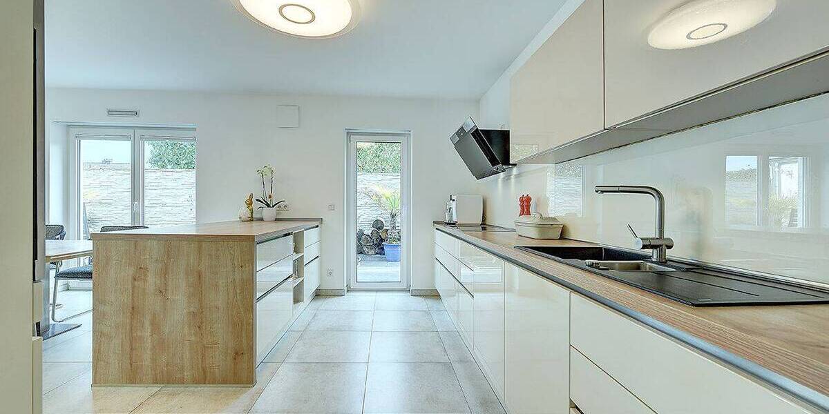 Einfamilienhaus Düsseldorf / Unterrath Unterrath - 5 Zimmer, 143 m&sup2;, 1.298.000&euro; | Angebot:26290812