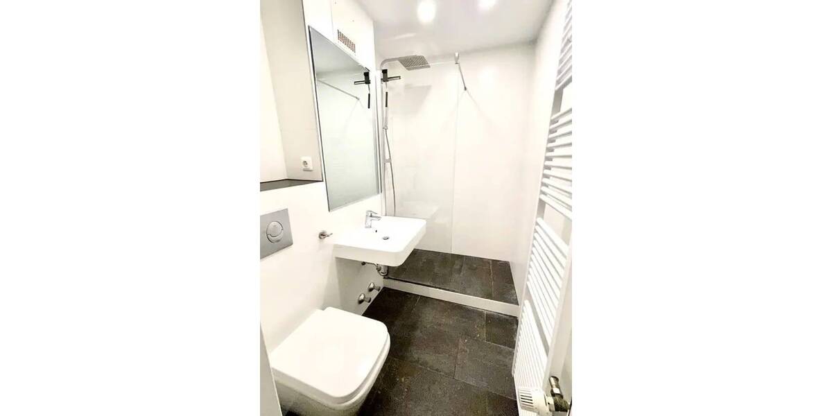 Etagenwohnung Köln Zollstock - 2 Zimmer, 47 m&sup2;, 752&euro; | Angebot:26274144