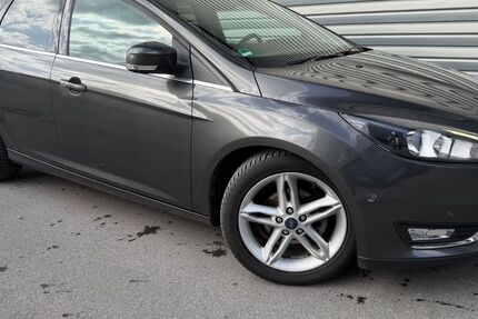 Ford Focus 99.845 km 10.500 &euro; Wuppertal 42285