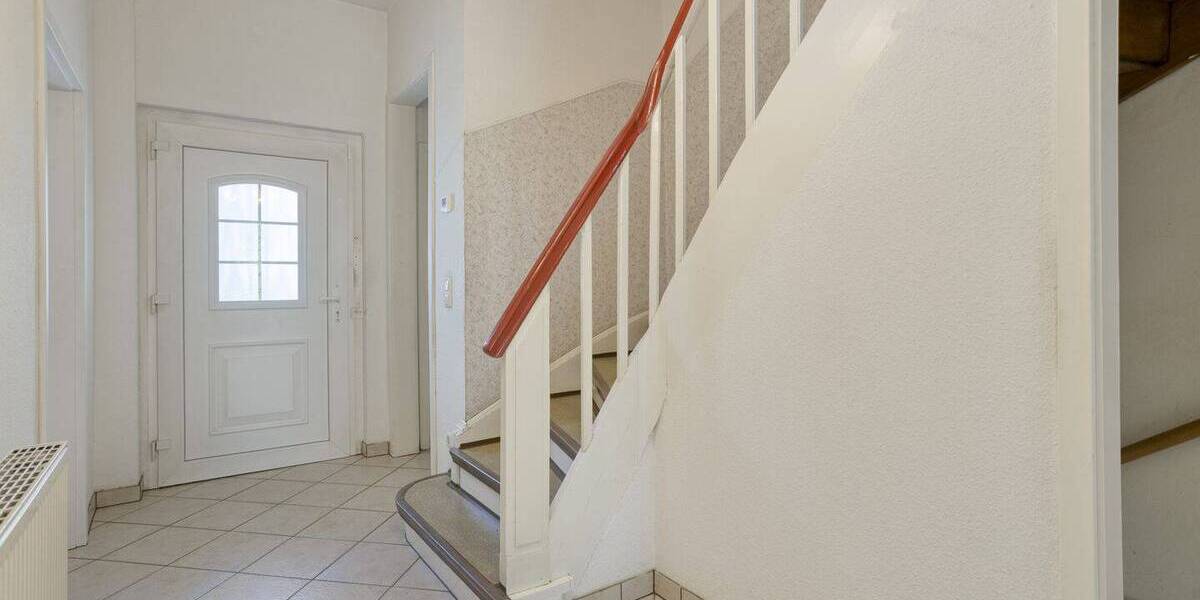 Reihenmittelhaus Köln Klettenberg - 7 Zimmer, 177 m&sup2;, 1.195.000&euro; | Angebot:26798743