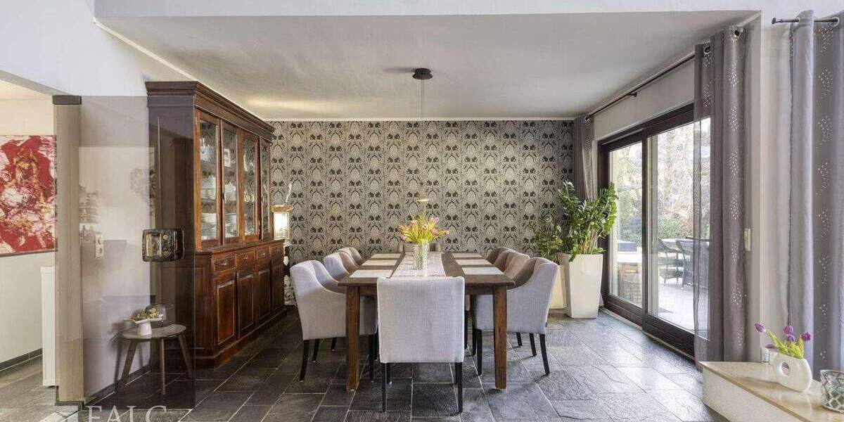 Mehrfamilienhaus, Wohnhaus Pulheim - 7 Zimmer, 351 m&sup2;, 1.199.000&euro; | Angebot:25820748