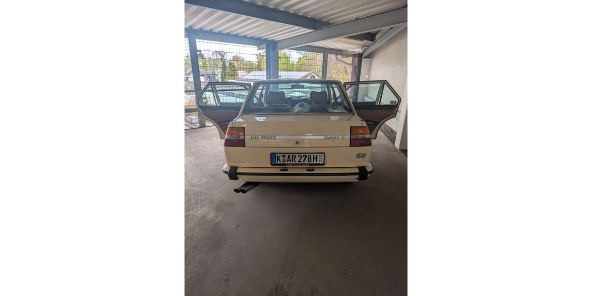 Alfa Romeo Giulietta 90.157 km 13.499 &euro; Köln 51065