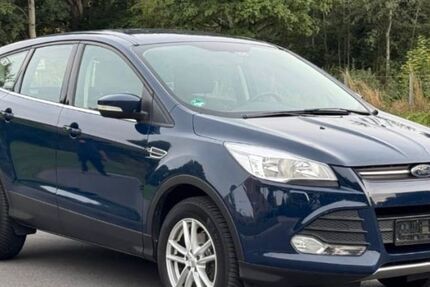 Ford Kuga 113.000 km 6.900 &euro; Neuss 41466