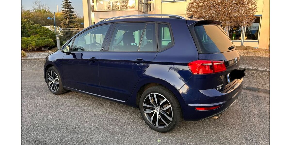VW Golf Sportsvan 117.000 km 12.900 &euro; Bergisch Gladbach 51465