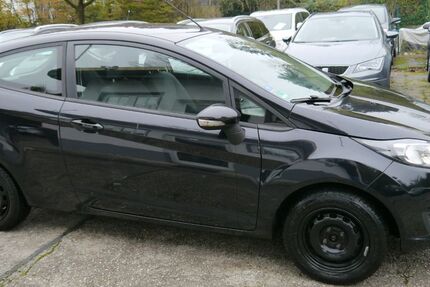 Ford Fiesta 157.000 km 2.789 &euro; Wuppertal 42329