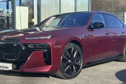 BMW i7 1.247 km 124.450 &euro; Mülheim 45472