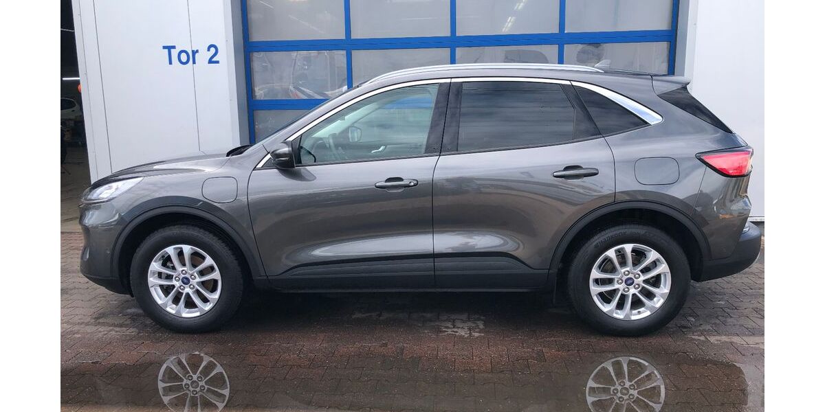 Ford Kuga 20.719 km 27.900 &euro; Frechen 50226