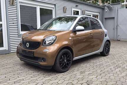 Smart forFour 75.000 km 9.990 &euro; Düsseldorf 40227