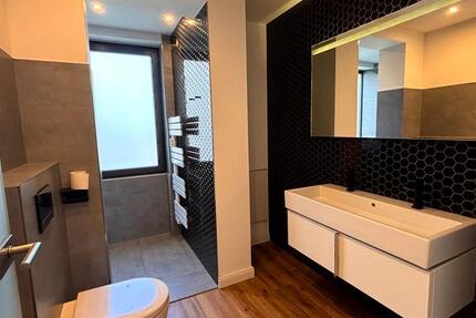 Wohnung Wuppertal Elberfeld - 2 Zimmer, 68 m&sup2;, 880&euro; | Angebot:26284321