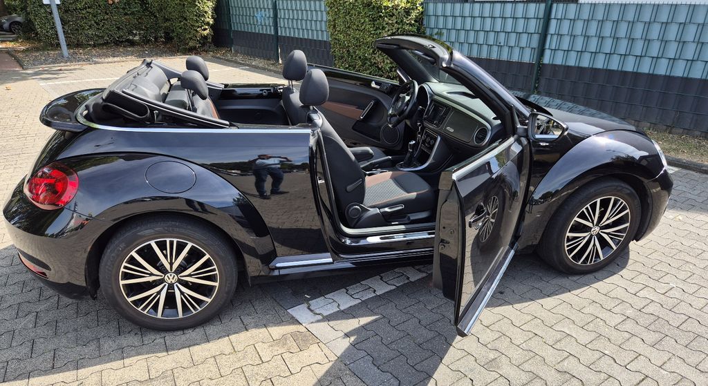 VW Beetle 109.800 km 15.600 &euro; Köln 50735