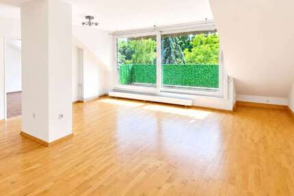 Wohnung Düsseldorf Holthausen - 4.5 Zimmer, 90 m&sup2;, 1.150&euro; | Angebot:27113377