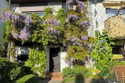 Haus Köln Mülheim - 5 Zimmer, 136 m&sup2;, 435.000&euro; | Angebot:25926768