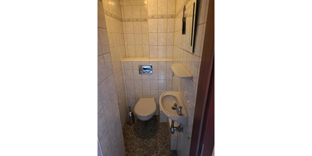 Dachgeschoßwohnung Wuppertal Gemarkung Langerfeld - 3 Zimmer, 73 m&sup2;, 180.000&euro; | Angebot:26214433