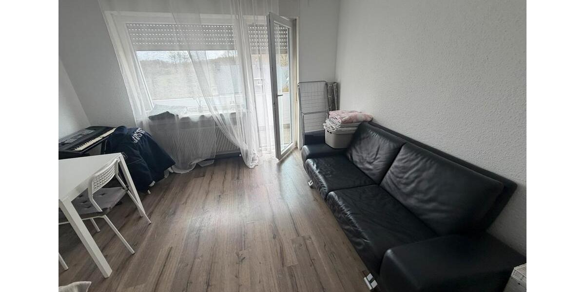 Etagenwohnung Remscheid Lüttringhausen - 1 Zimmer, 33 m&sup2;, 470&euro; | Angebot:25978290