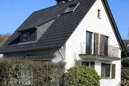 Haus Odenthal - 5 Zimmer, 142 m&sup2;, 420.000&euro; | Angebot:25957574