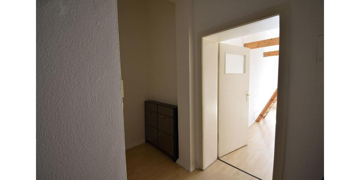 Etagenwohnung Düsseldorf Oberbilk - 2 Zimmer, 68 m&sup2;, 1.050&euro; | Angebot:21544376