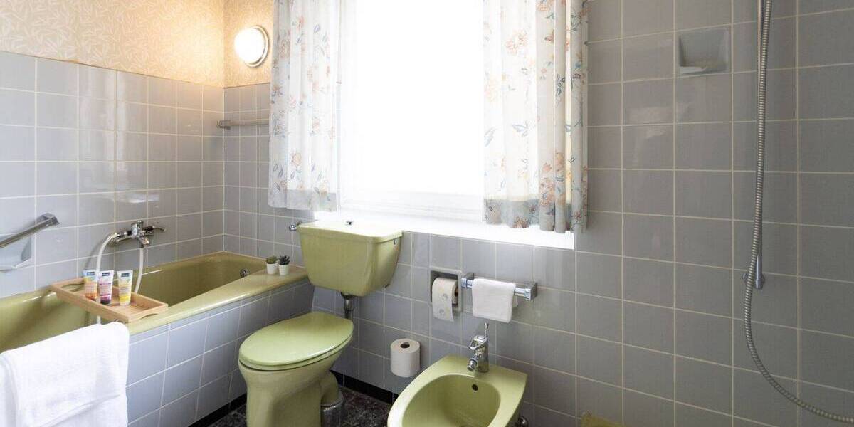 Reihenmittelhaus Neuss Reuschenberg - 6 Zimmer, 125 m&sup2;, 449.000&euro; | Angebot:26787350