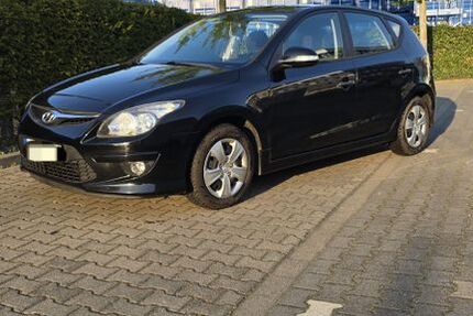 Hyundai i30 107.000 km 5.500 &euro; Neuss 41462