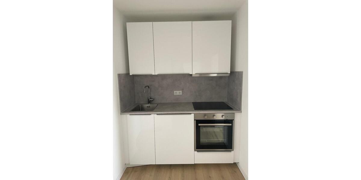 Dachgeschoßwohnung Düsseldorf Stadtbezirk 5 - 2 Zimmer, 52 m&sup2;, 995&euro; | Angebot:26023002