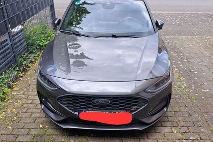 Ford Focus 10.500 km 34.750 &euro; Pulheim 50259