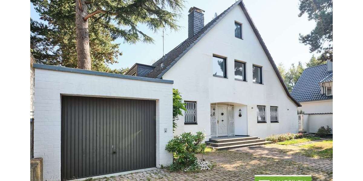 Einfamilienhaus Düsseldorf Stadtbezirk 7 - 10 Zimmer, 327 m&sup2;, 3.800&euro; | Angebot:26800172