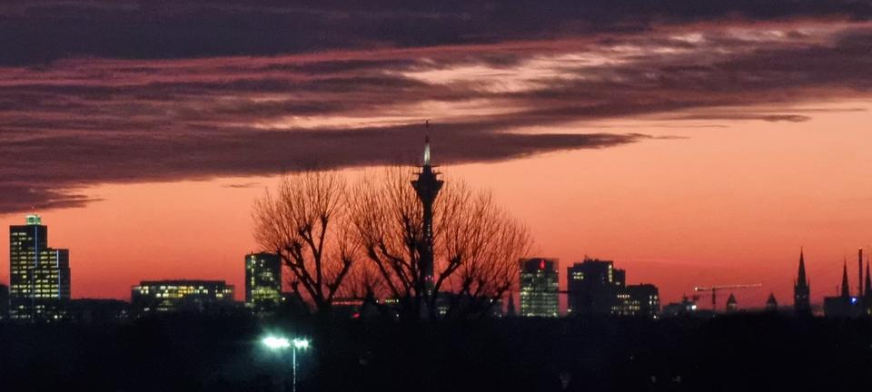 Einfamilienhaus Düsseldorf Stadtbezirk 7 - 3 Zimmer, 96 m&sup2;, 1.750&euro; | Angebot:25725338