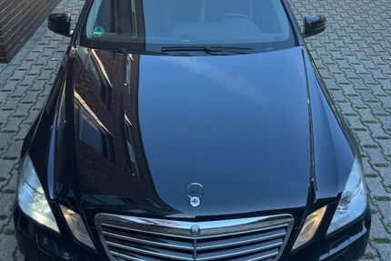Mercedes-Benz E 220 238.700 km 9.500 &euro; Remscheid 42853