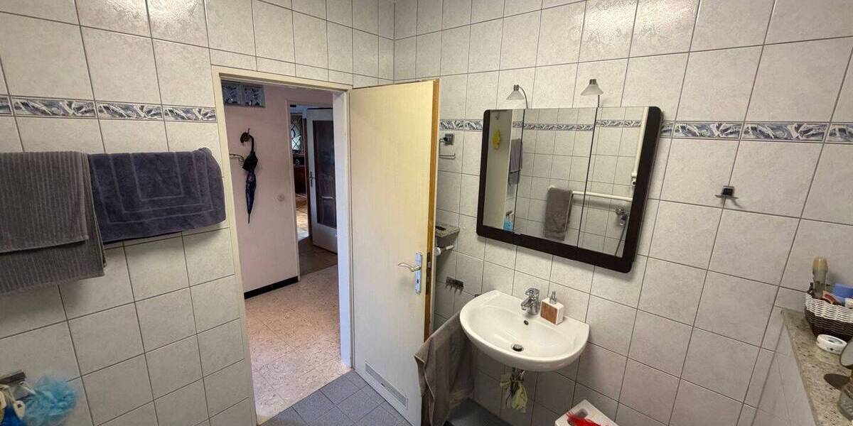 Mehrfamilienhaus, Wohnhaus Köln Vogelsang - 7 Zimmer, 171 m&sup2;, 795.000&euro; | Angebot:26093976