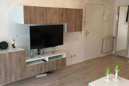 Wohnung Köln / Niehl Niehl - 2 Zimmer, 77 m&sup2;, 1.490&euro; | Angebot:27370554