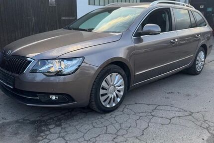 Skoda Superb 114.000 km 12.500 &euro; Wuppertal 42103