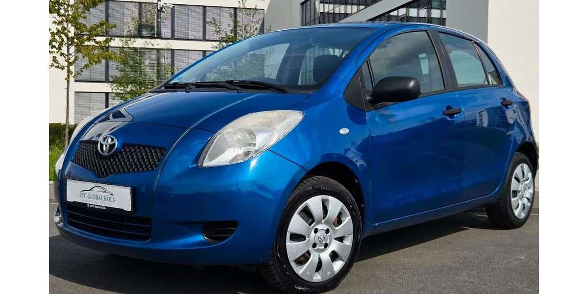 Toyota Yaris 145.000 km 2.899 &euro; Köln 51107