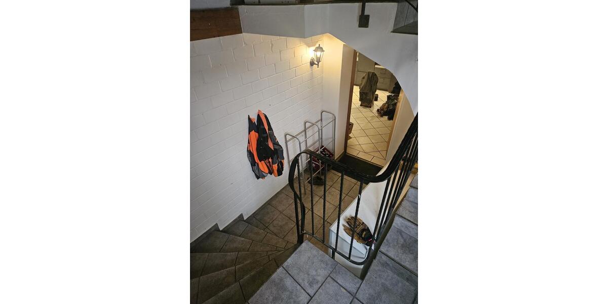 Erdgeschoßwohnung Bergisch Gladbach - 2.5 Zimmer, 79 m&sup2;, 1.050&euro; | Angebot:25925588