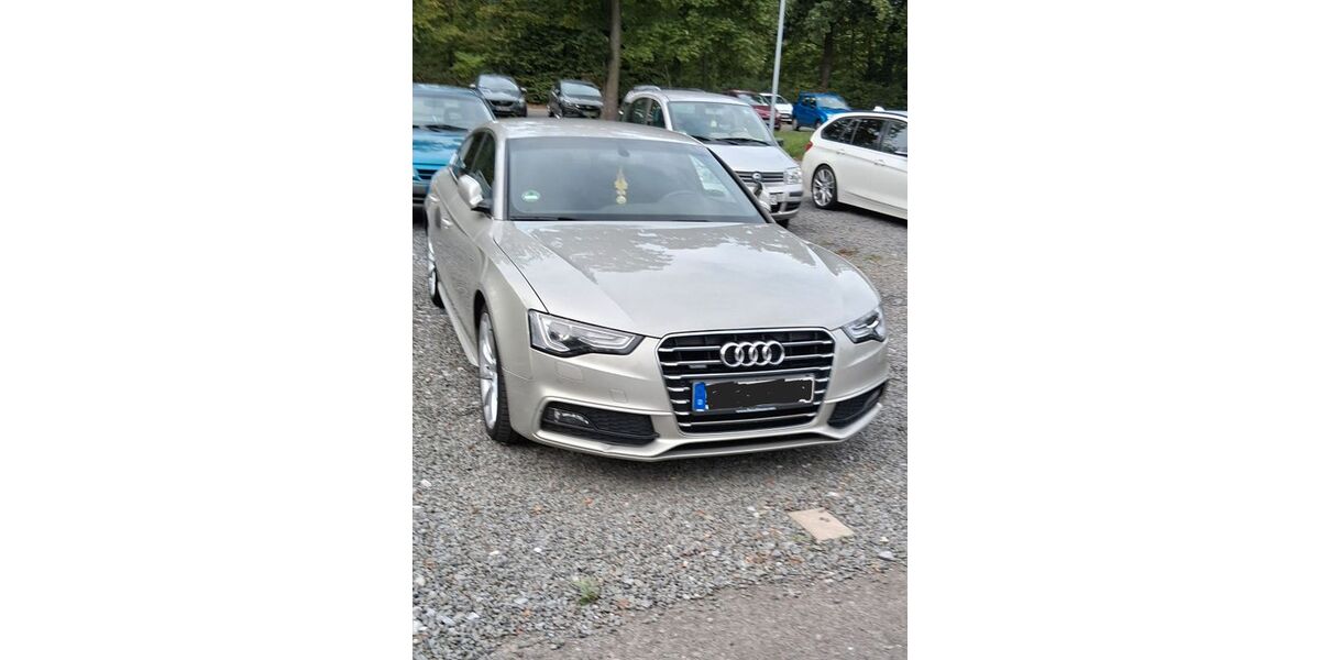 Audi A5 136.000 km 18.000 &euro; Köln 50679