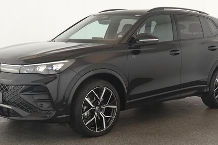 VW Tiguan 17.500 km 48.084 &euro; Düsseldorf 40233