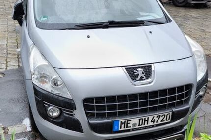 Peugeot 3008 214.000 km 4.099 &euro; Düsseldorf 40233