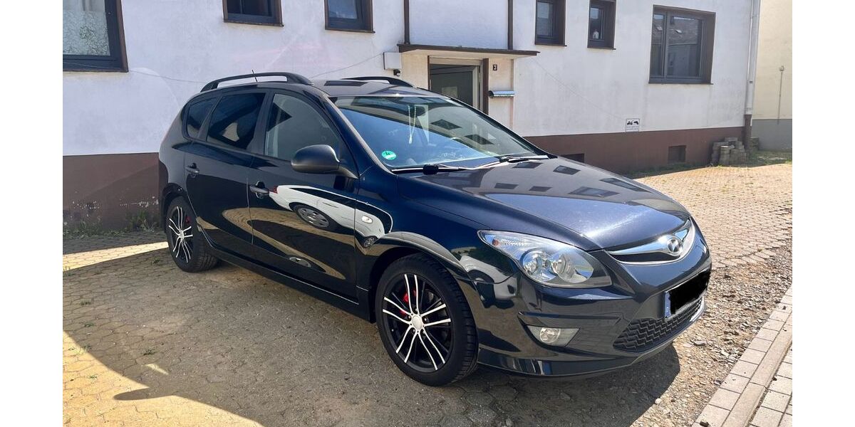 Hyundai i30 239.000 km 3.500 &euro; Hilden 40723