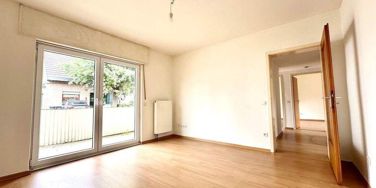 Mehrfamilienhaus, Wohnhaus Rommerskirchen Anstel - 6 Zimmer, 134 m&sup2;, 399.000&euro; | Angebot:25687657